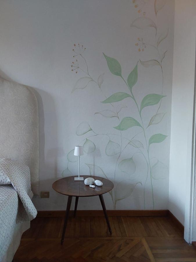 Casa Vacanze Malvarosa Casale Corte Cerro Εξωτερικό φωτογραφία