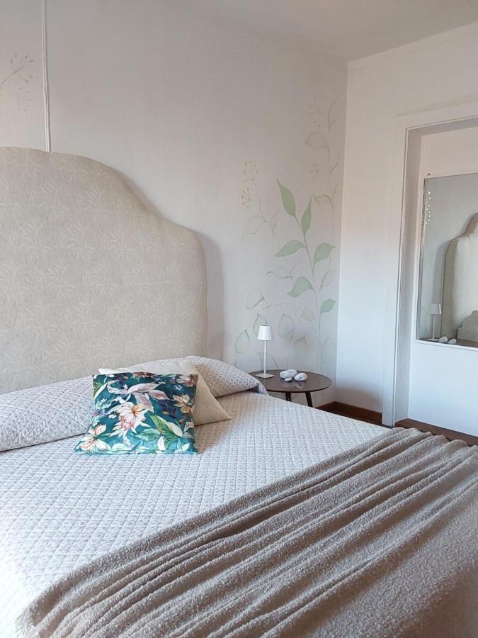 Casa Vacanze Malvarosa Casale Corte Cerro Εξωτερικό φωτογραφία