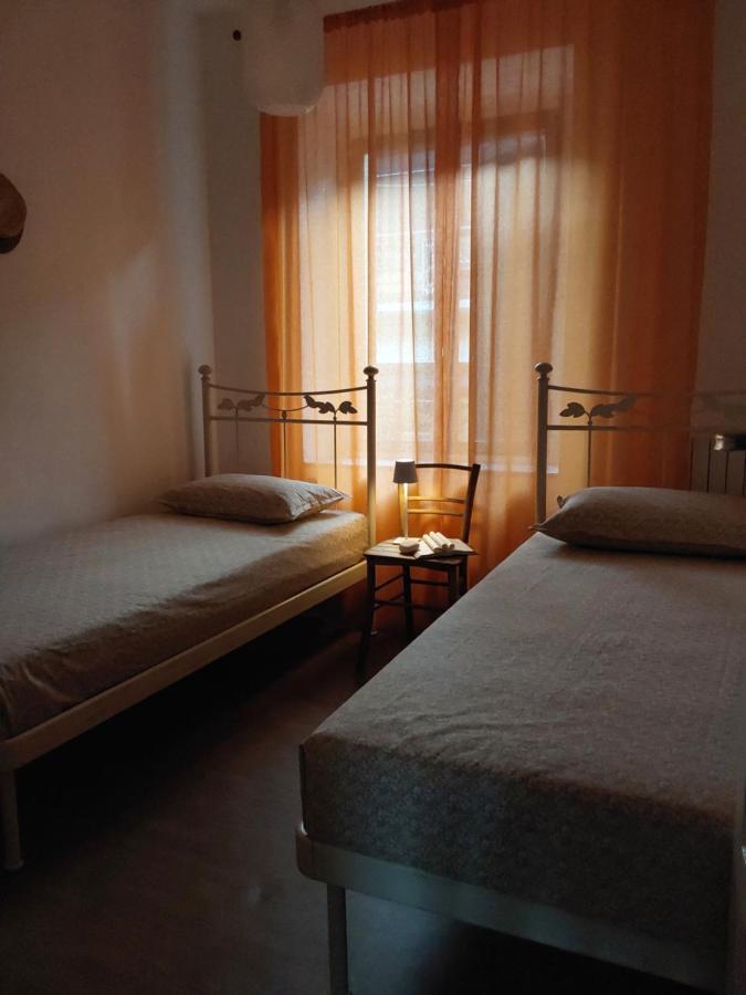 Casa Vacanze Malvarosa Casale Corte Cerro Εξωτερικό φωτογραφία