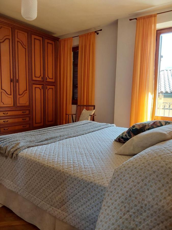 Casa Vacanze Malvarosa Casale Corte Cerro Εξωτερικό φωτογραφία