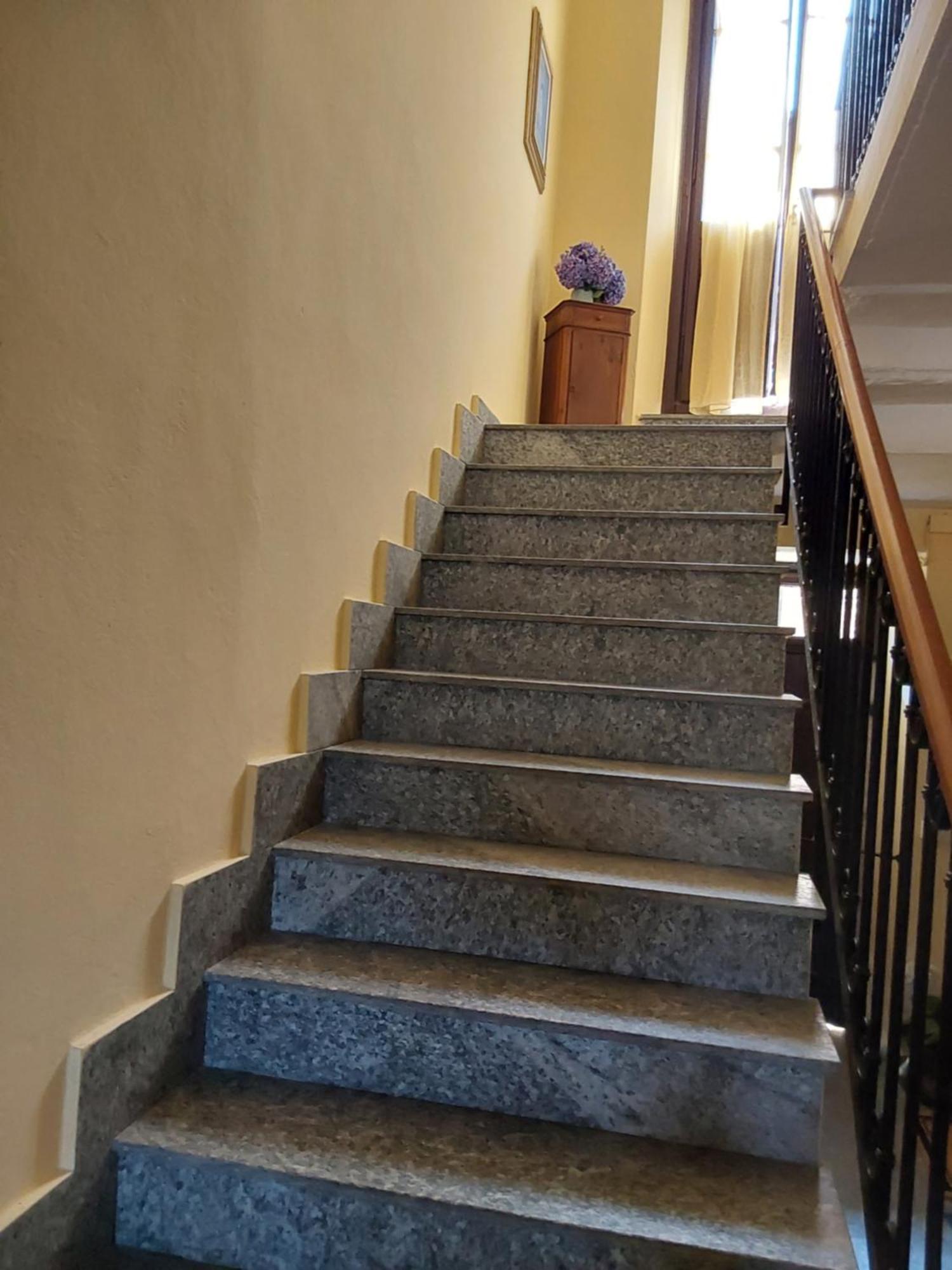 Casa Vacanze Malvarosa Casale Corte Cerro Εξωτερικό φωτογραφία